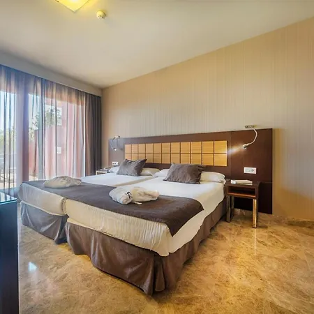 World Hotel