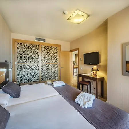 Hotel World