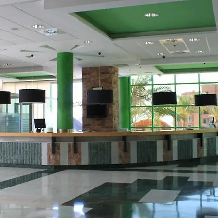 Hotel World 4*