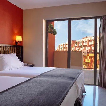 World Hotel