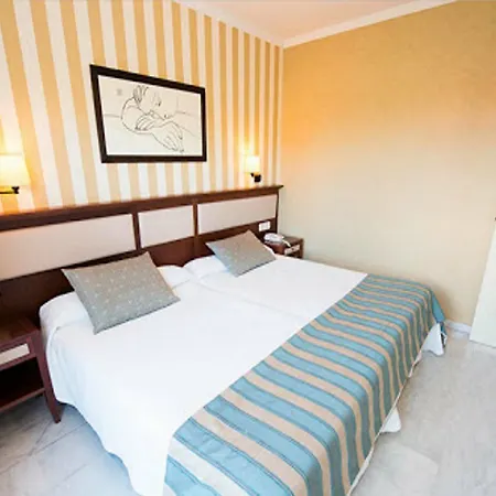 Otel World